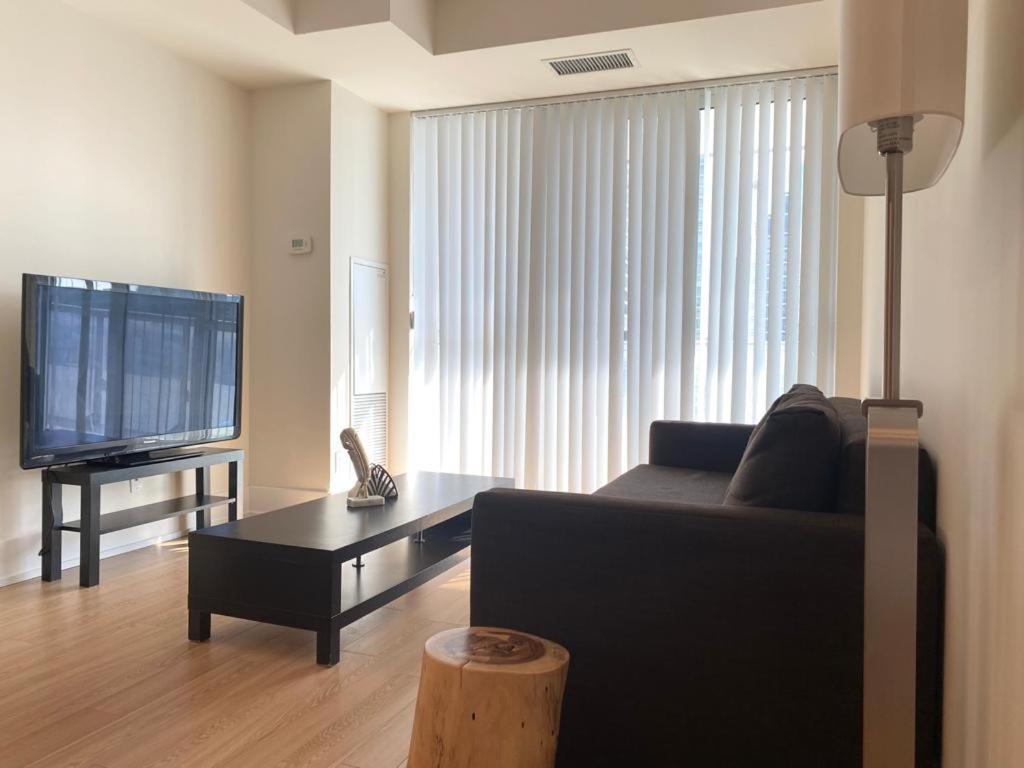 Grand View 2Br/2Ba Condos Cn Tower,Union,Tiff/Mtcc Toronto Bagian luar foto