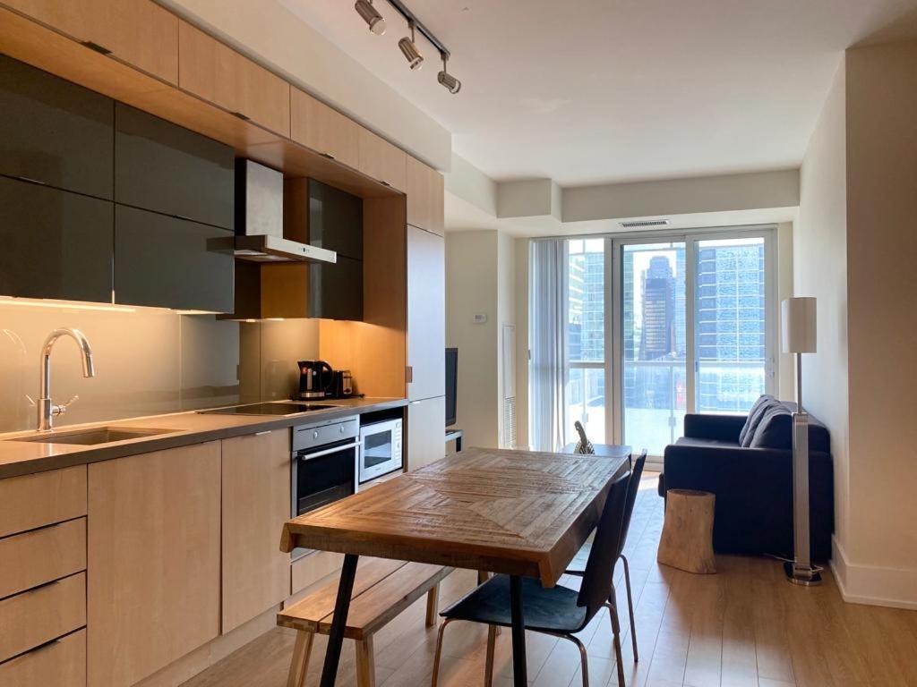 Grand View 2Br/2Ba Condos Cn Tower,Union,Tiff/Mtcc Toronto Bagian luar foto