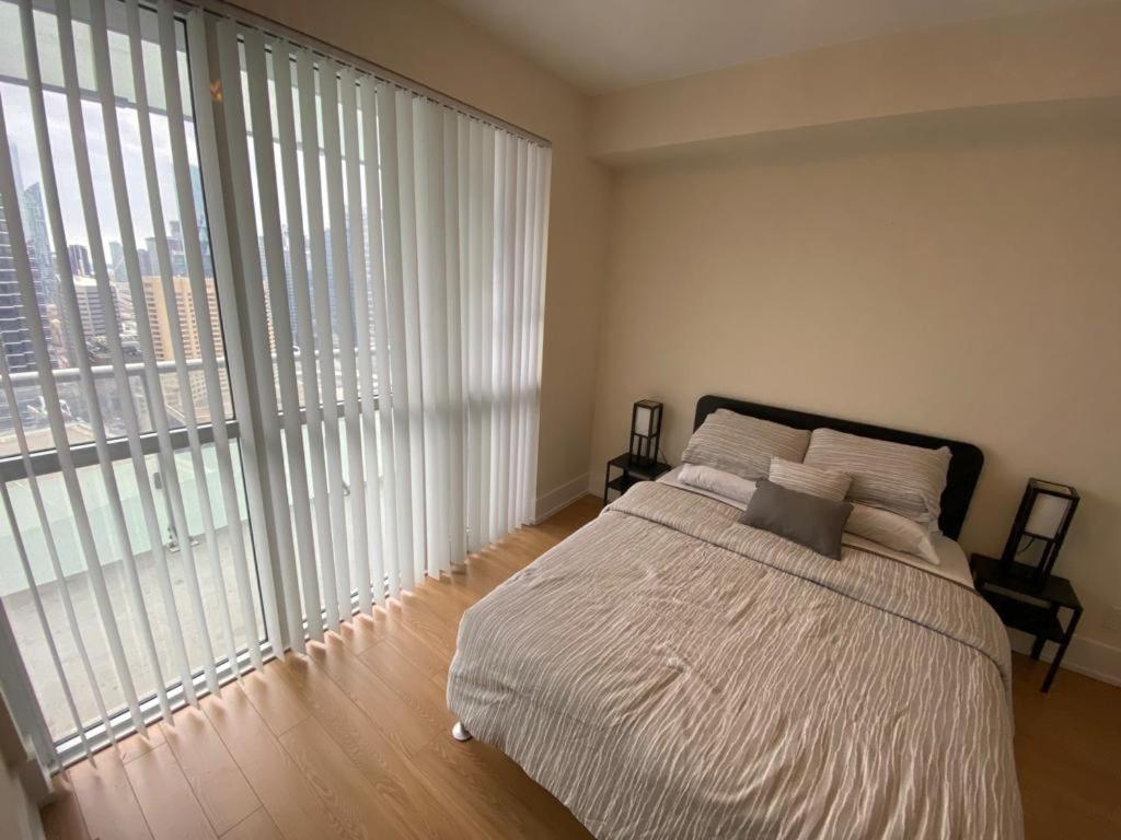 Grand View 2Br/2Ba Condos Cn Tower,Union,Tiff/Mtcc Toronto Bagian luar foto