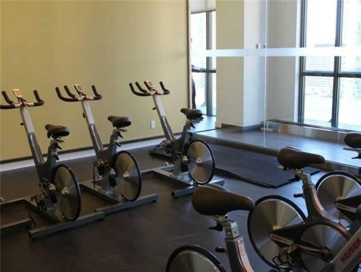 Grand View 2Br/2Ba Condos Cn Tower,Union,Tiff/Mtcc Toronto Bagian luar foto